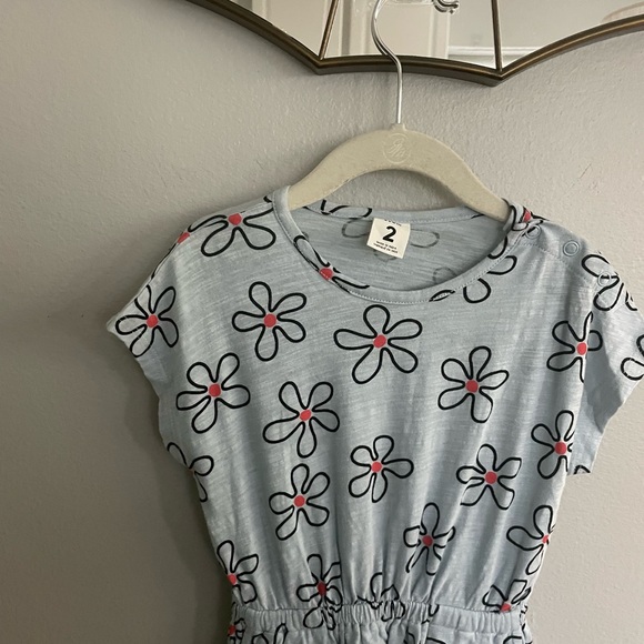 Stem by Nordstrom Toddler Girls Size 2 Blue Daisy Floral Print Romper - Picture 3 of 10